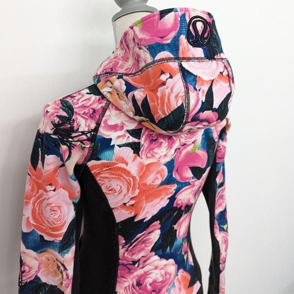 Rare Lululemon Secret Garden Vintage Pink Hoodie - Picture 9 of 13